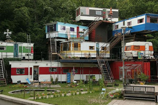 2012PICS/redneckmansion.jpg