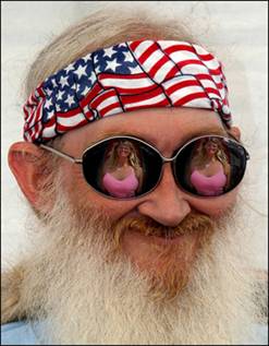 NEW_GLOBAL_WATERMARKED/HORNY_OLD_HIPPY.jpg