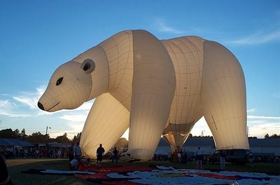 NEW_GLOBAL_WATERMARKED/bear_ballon.jpg